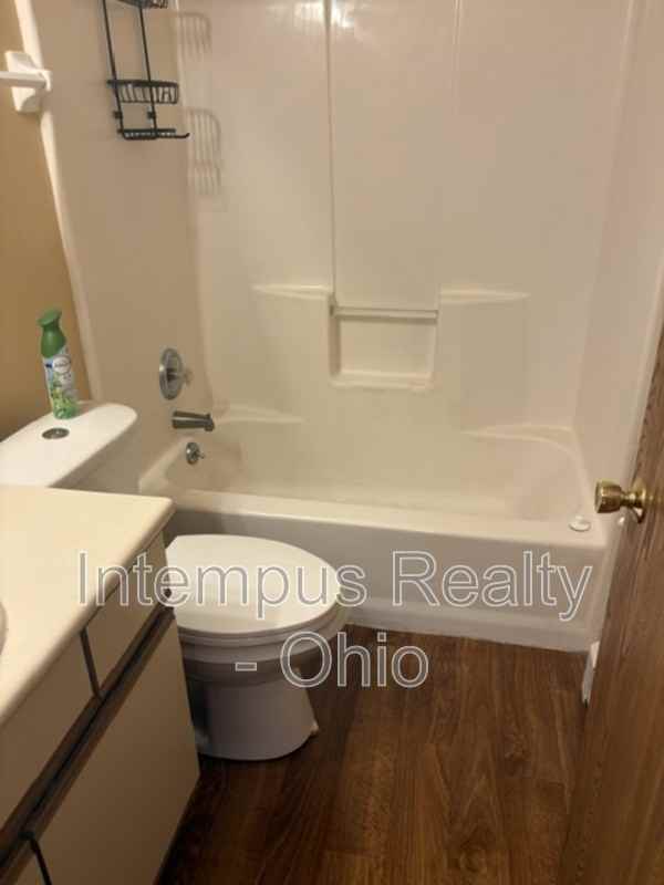 6321 Saint Andrews Dr #32 - Photo 5 of 6