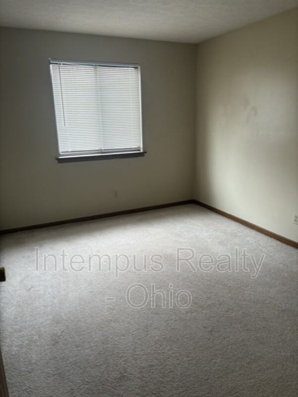 6321 Saint Andrews Dr #51 - Photo 7 of 11