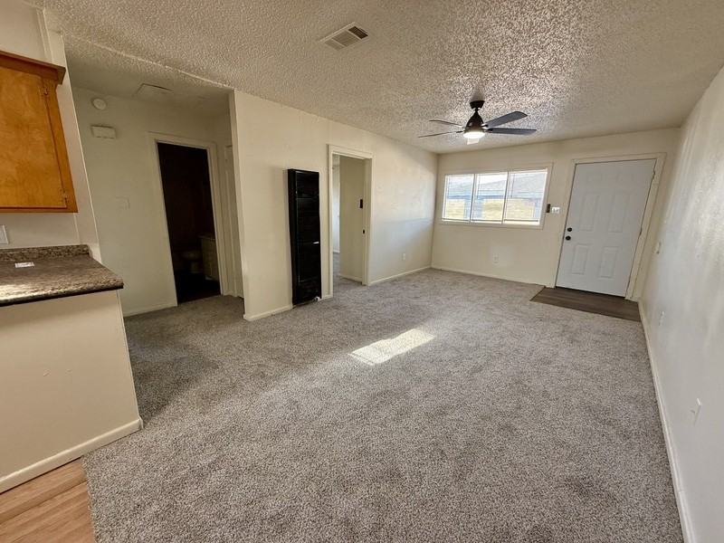 703 47th St - Photo 7 of 7