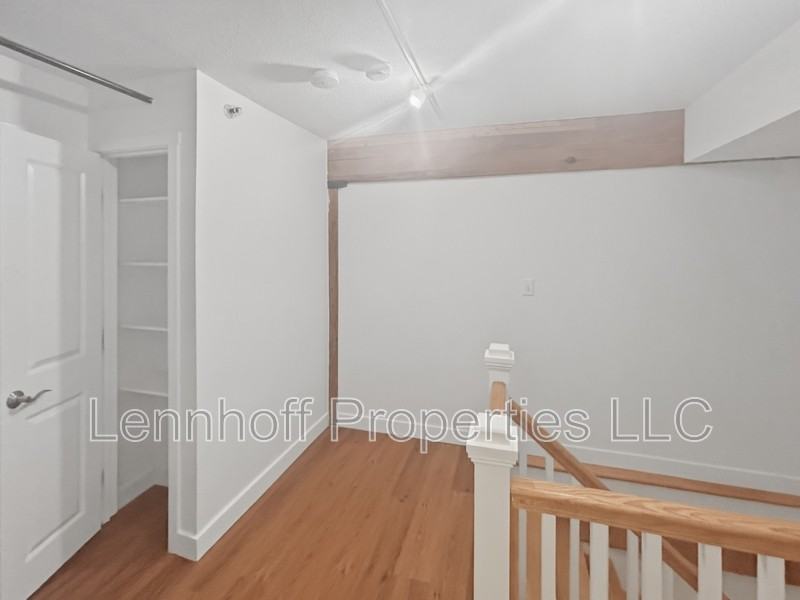 240 Jackson St #309 - Photo 4 of 14