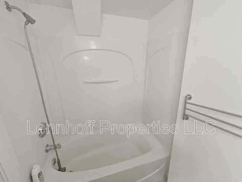 240 Jackson St #309 - Photo 5 of 14