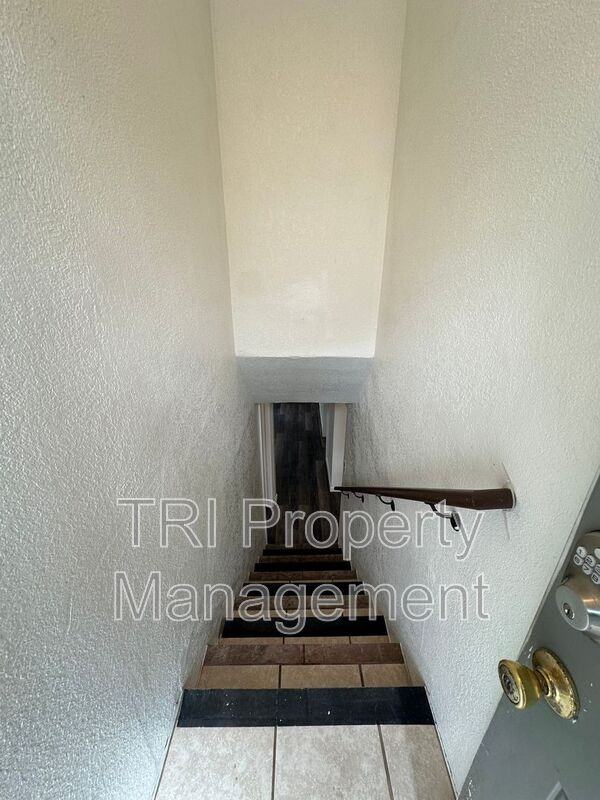 2204 9th Ave #BS - Photo 2 of 9