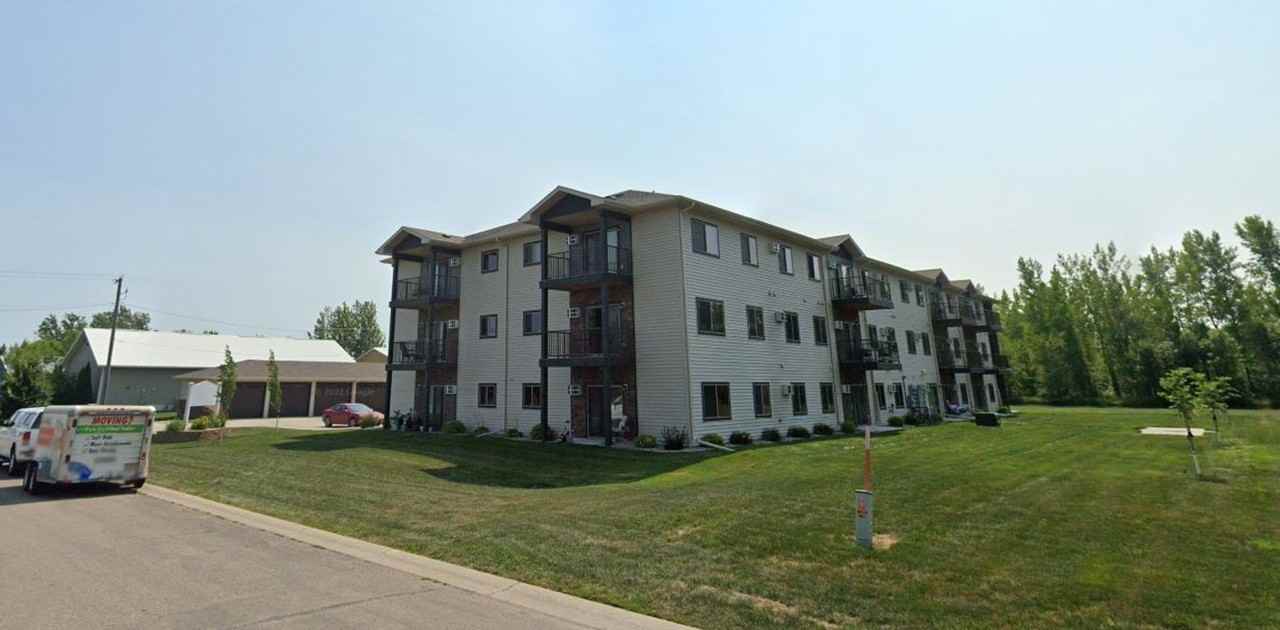 Dakota's Estates - Photo 4 of 13