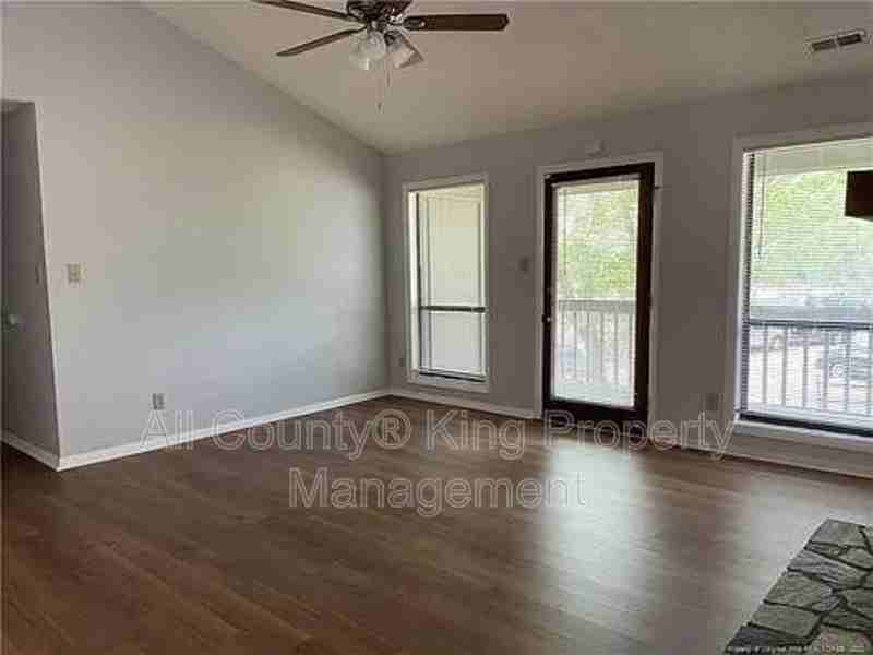 1866 Tryon Dr #8 - Photo 6 of 17