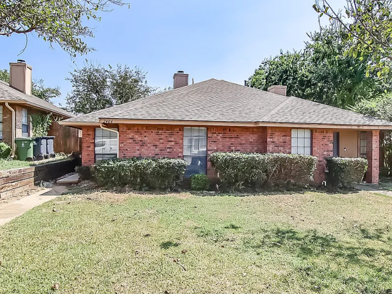 2324 Kingsford Ct - Photo 5 of 5