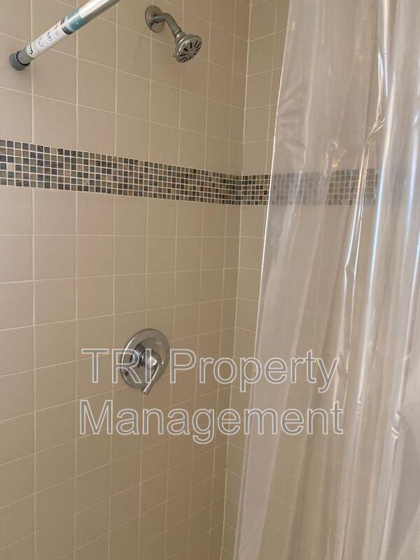 2200 9th St Bsmt #Bsmt - Photo 5 of 9