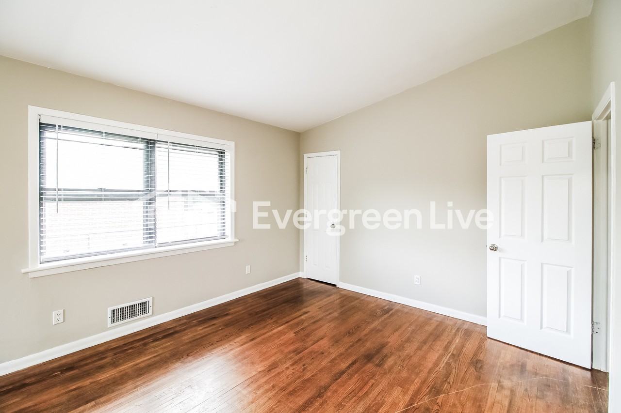 1542 Conley Rd - Photo 6 of 10