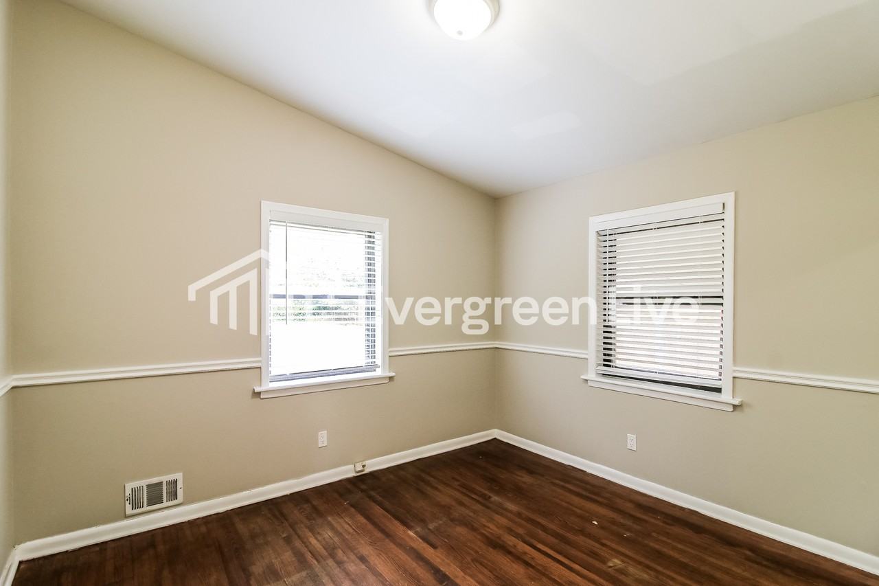 1542 Conley Rd - Photo 7 of 10