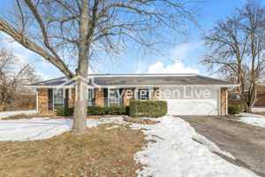 featured image of 5219 Robinview Ct