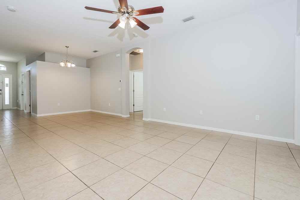 7006 Monarch Park Dr - Photo 5 of 19