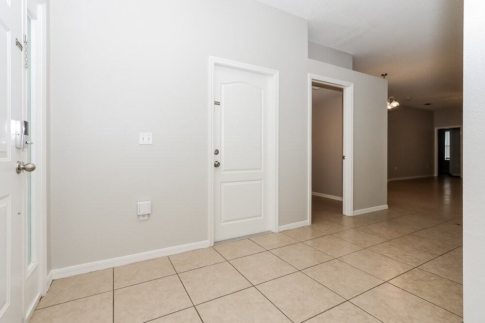 7006 Monarch Park Dr - Photo 7 of 19
