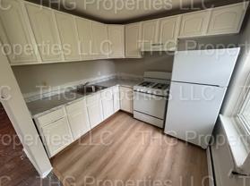 610 E Front - Photo 1 of 1