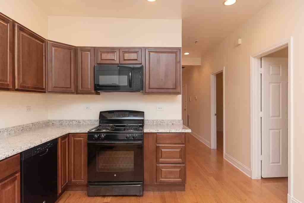 2537 N Kildare Ave #2 - Photo 3 of 20