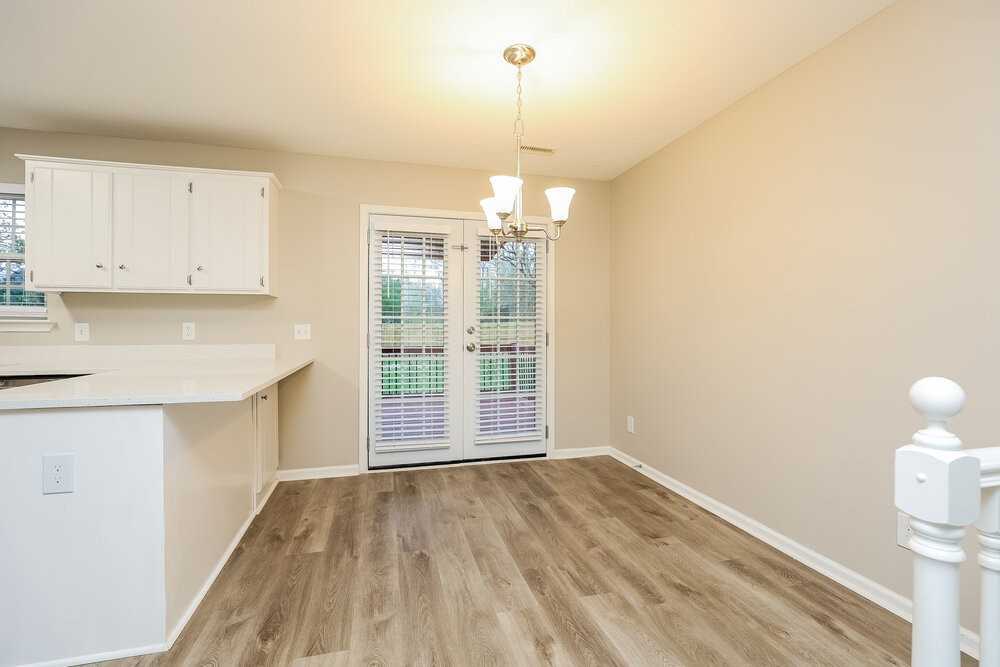 841 Post Oak Dr - Photo 6 of 17