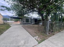featured image of 370 W 44th St