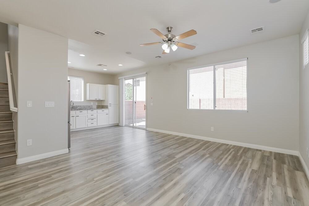 680 Marlberry Pl - Photo 6 of 17