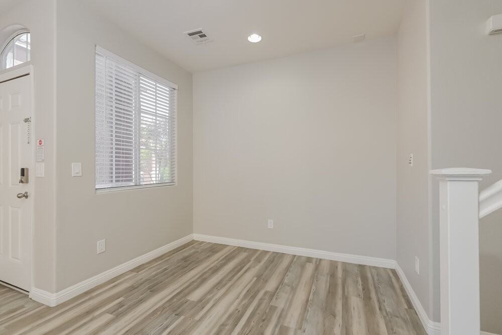 680 Marlberry Pl - Photo 7 of 17