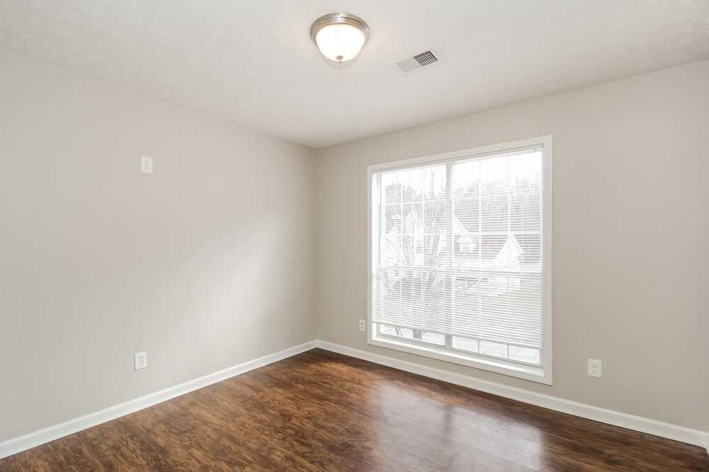 2526 Riverwood Spg - Photo 7 of 17