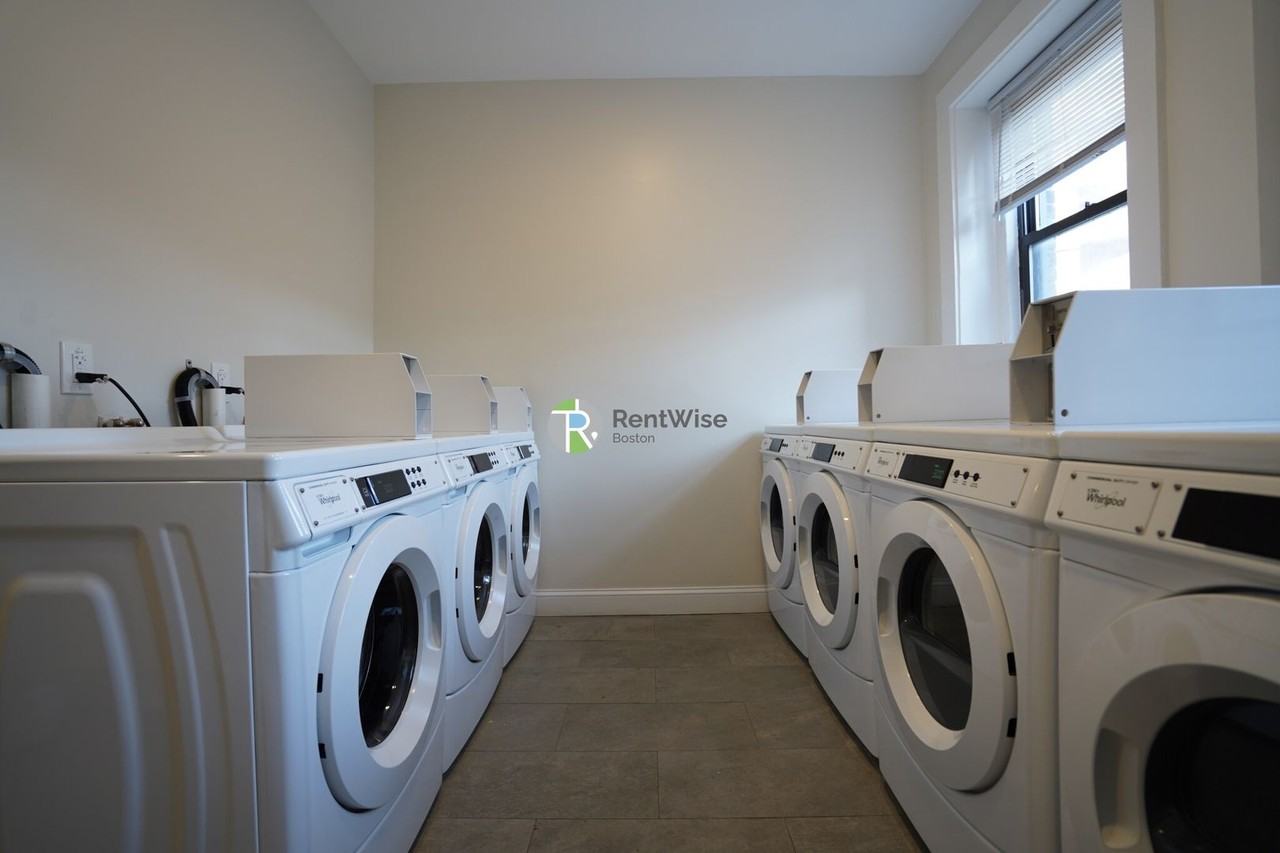 1216B Commonwealth Ave #A11 - Photo 4 of 14