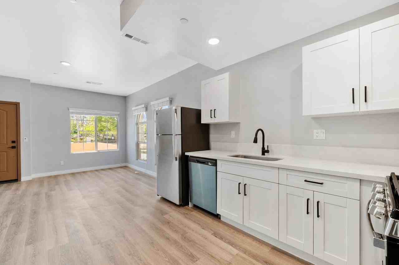15447 Pomona Rincon Rd, - Photo 5 of 50