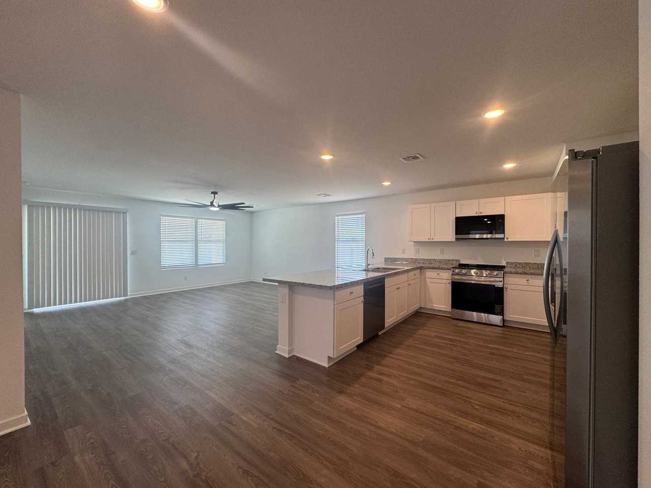1814 Aloe Ct - Photo 3 of 23