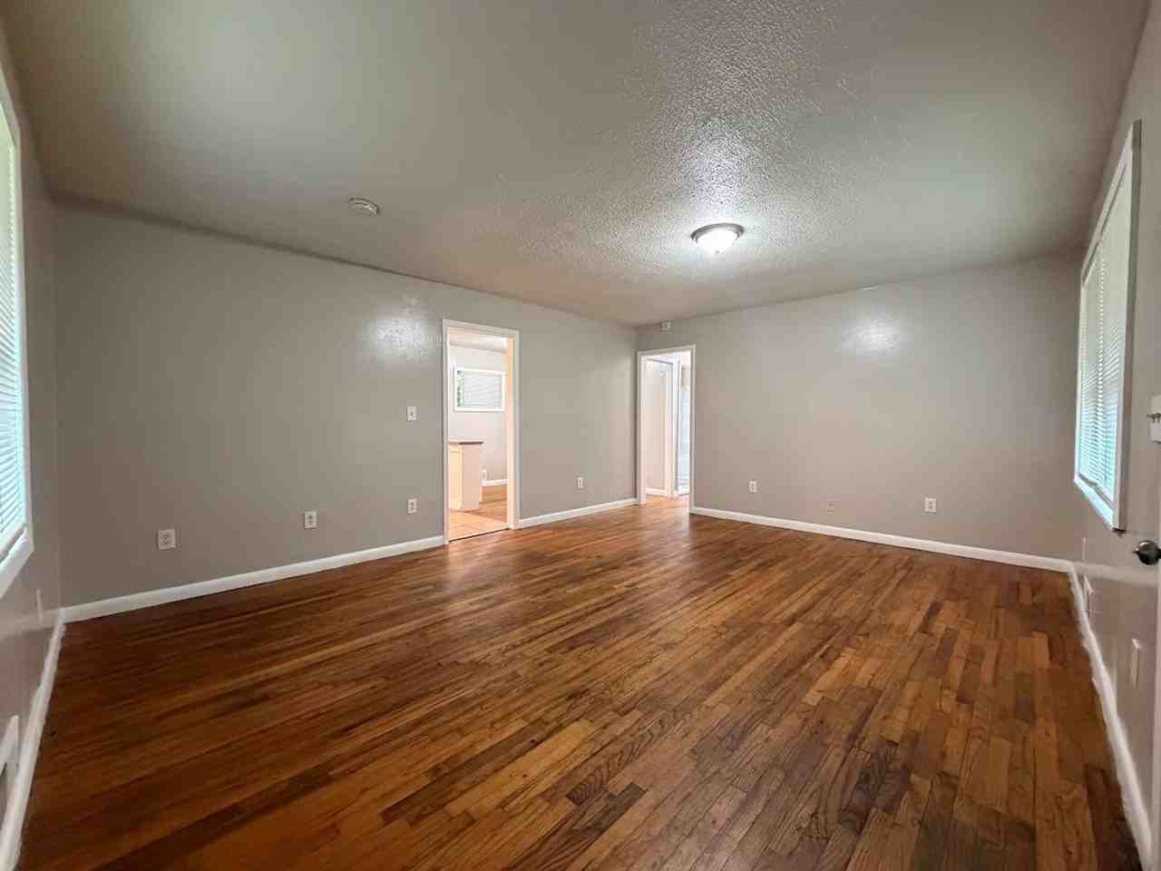 3579 Tulip Dr - Photo 6 of 9