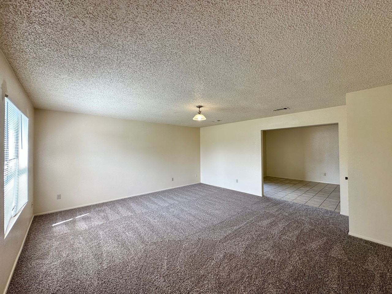 2706 Boyd Ave - Photo 2 of 27