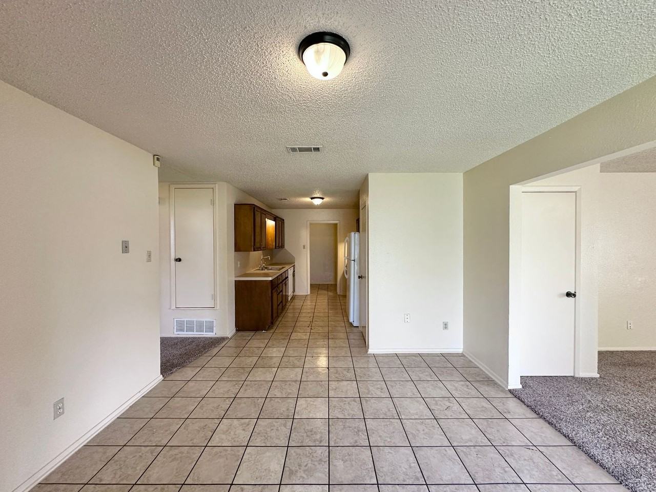 2706 Boyd Ave - Photo 7 of 27