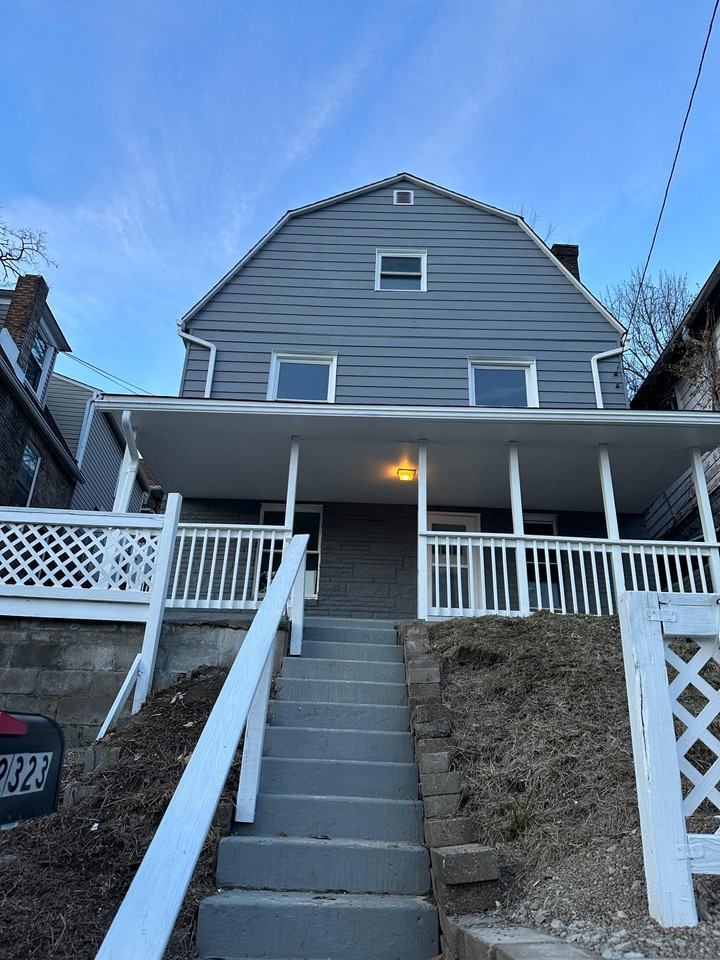 2323 Patterson Avenue - Photo 2 of 9