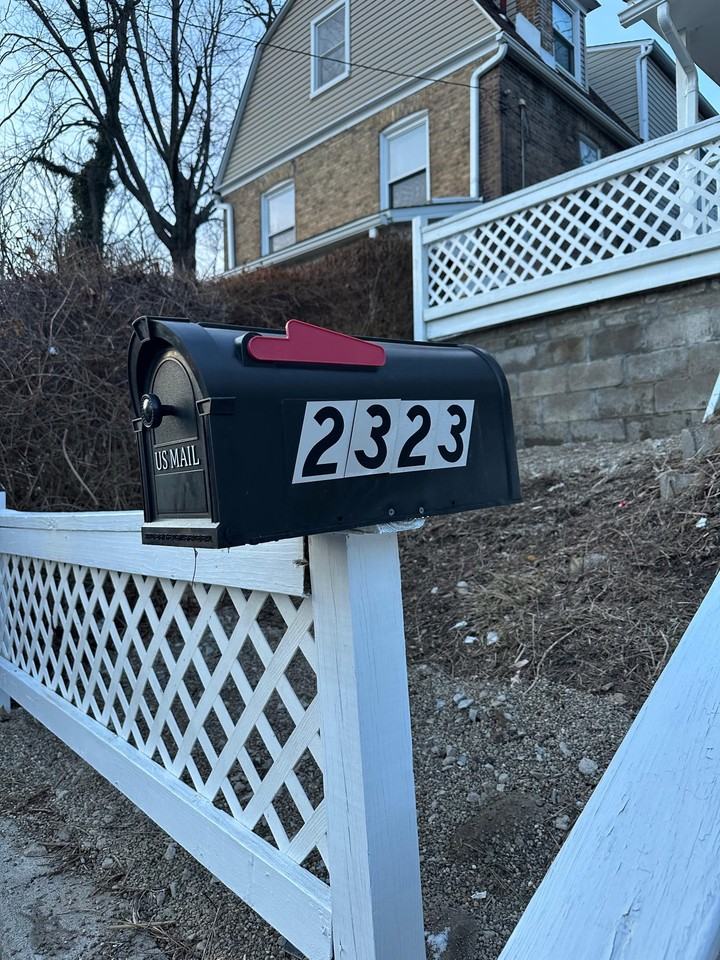 2323 Patterson Avenue - Photo 3 of 9