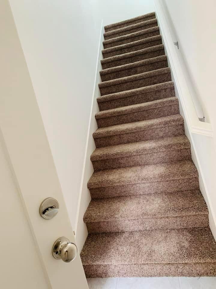 206 East Natasha Avenue - Photo 4 of 5