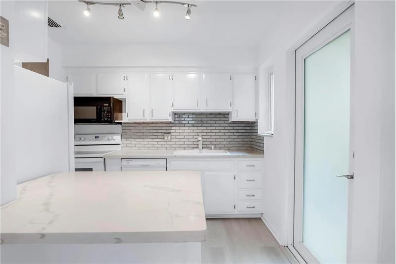 1309 Nw 1st Ave - Photo 7 of 16