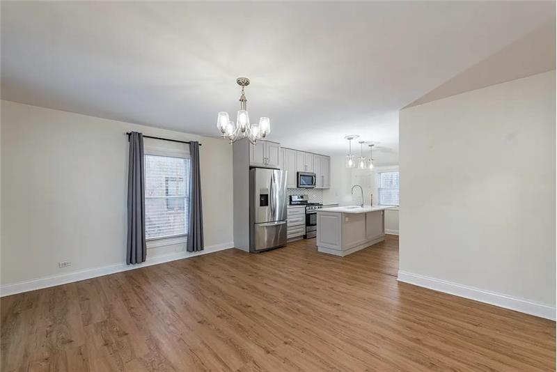 1902 Ash St - Photo 3 of 16