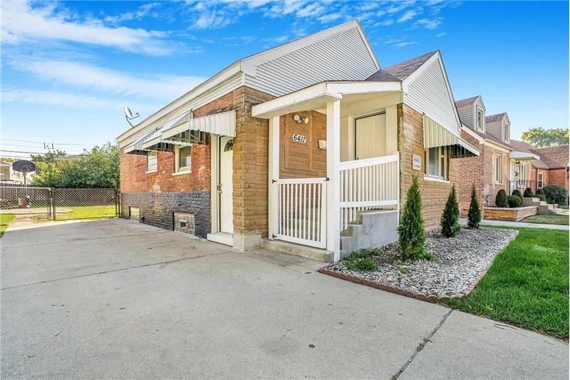 6411 S Leclaire Ave - Photo 3 of 18