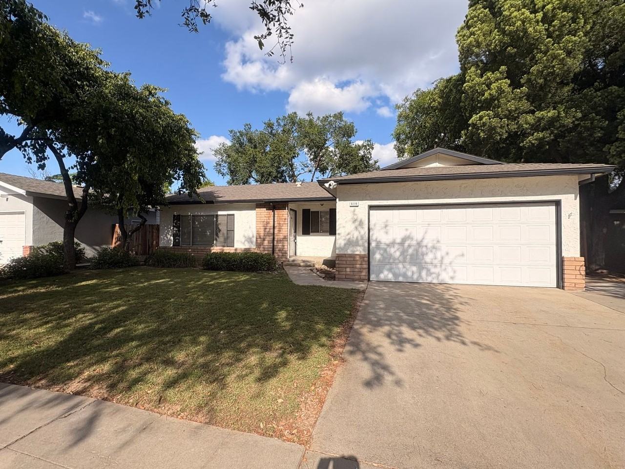 6116 N Marty Ave - Photo 2 of 14