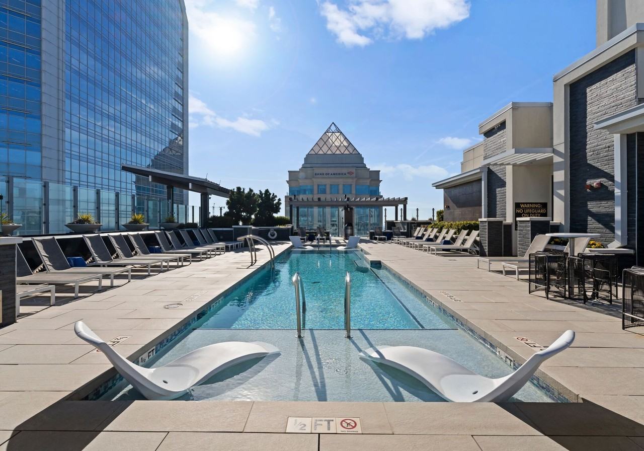 Museum Tower - Photo 4 of 30