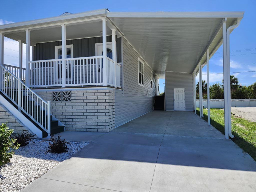 1 Flamboyant St - Photo 2 of 15