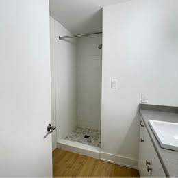 8 Peel St #6 - Photo 6 of 6