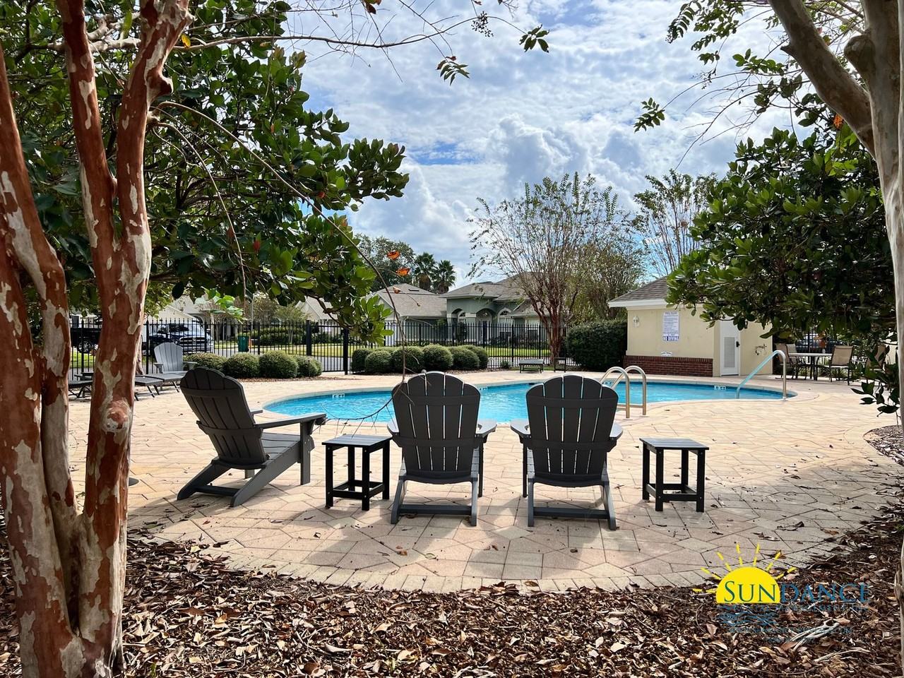 399 Camden Pass Ln - Photo 2 of 39