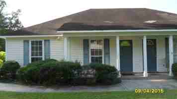 featured image of 3096 Tyndall Dr