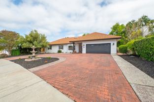 945 S Ridgemark Dr - Photo 1 of 1