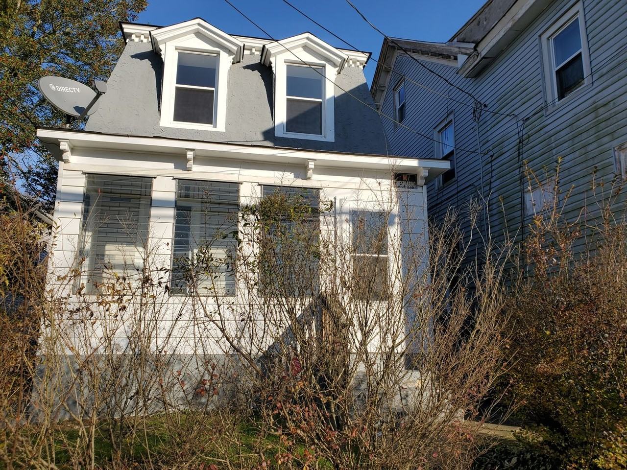 83 South Ave - Photo 3 of 22