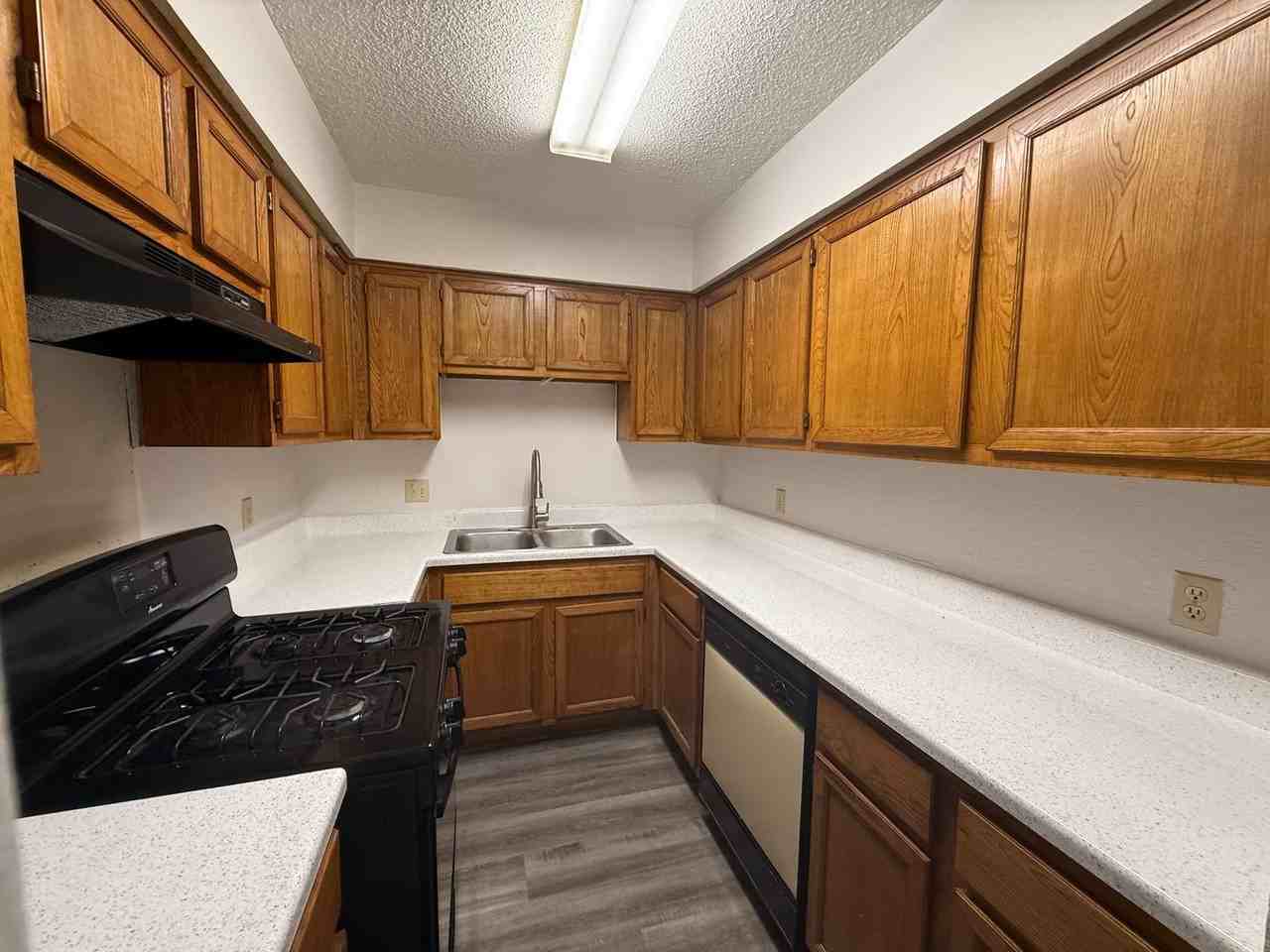 512 Willowbend Cv - Photo 6 of 11