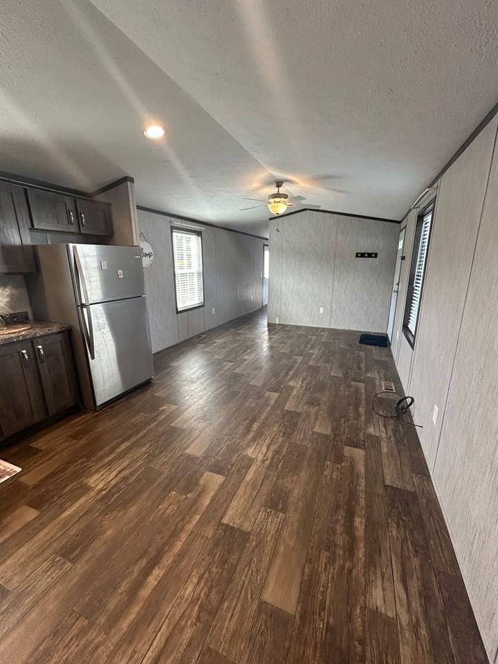 Thompson Rd - Photo 6 of 23