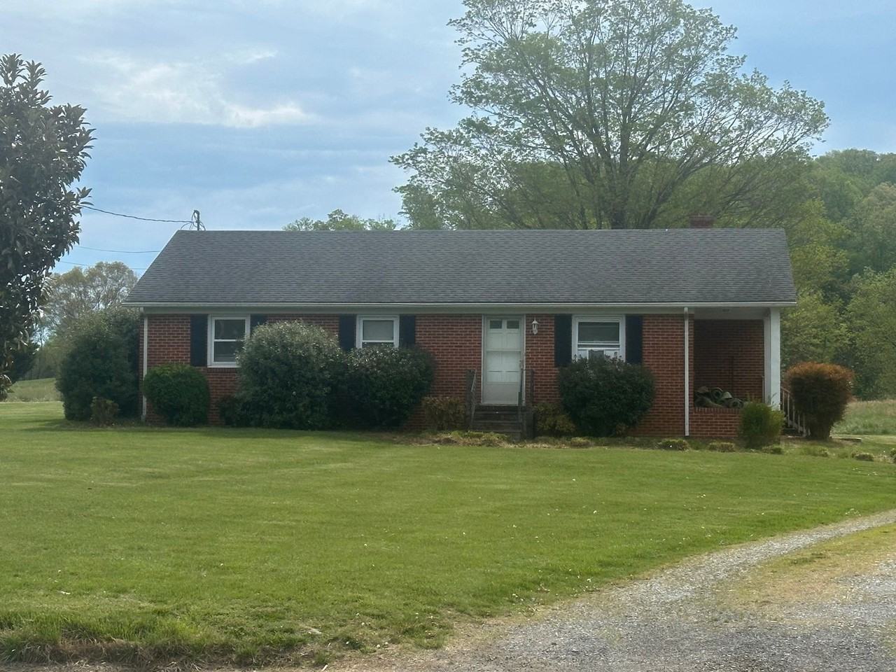 3822 Borden Grant Trl - Photo 2 of 18