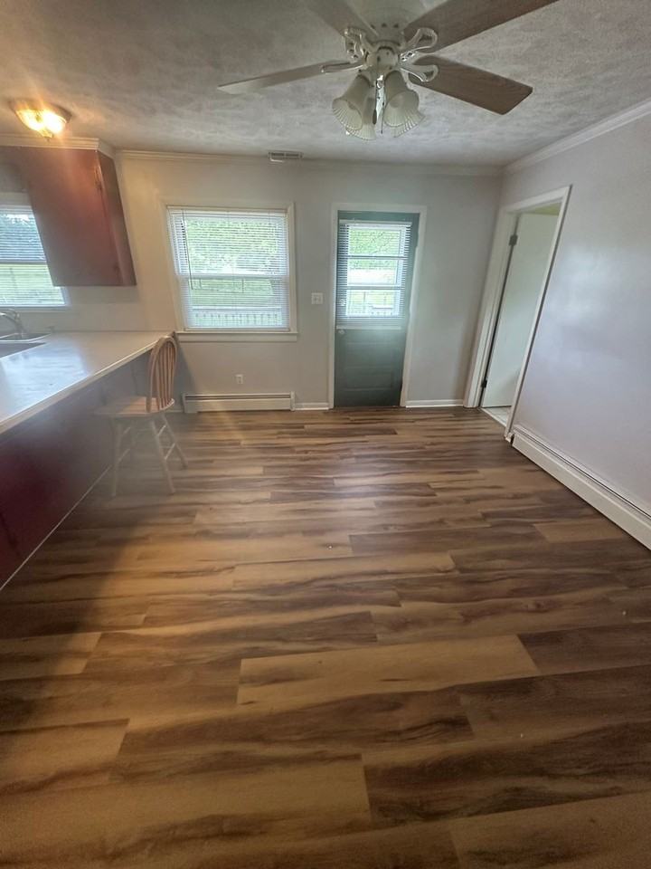 3822 Borden Grant Trl - Photo 6 of 18