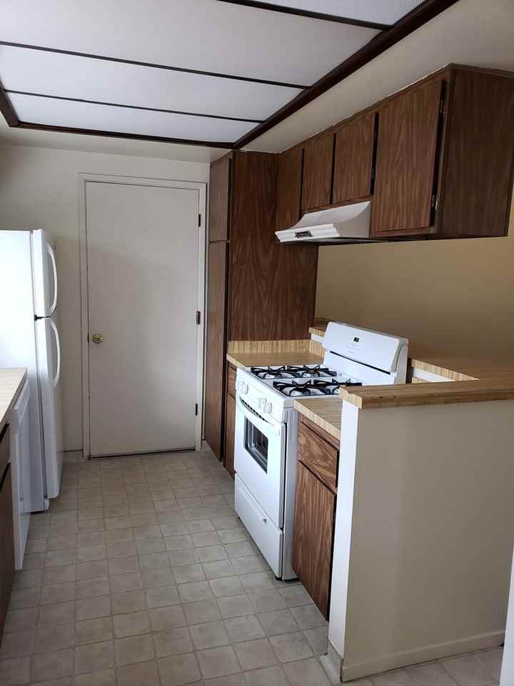1355 Cavalier Ln - Photo 3 of 13