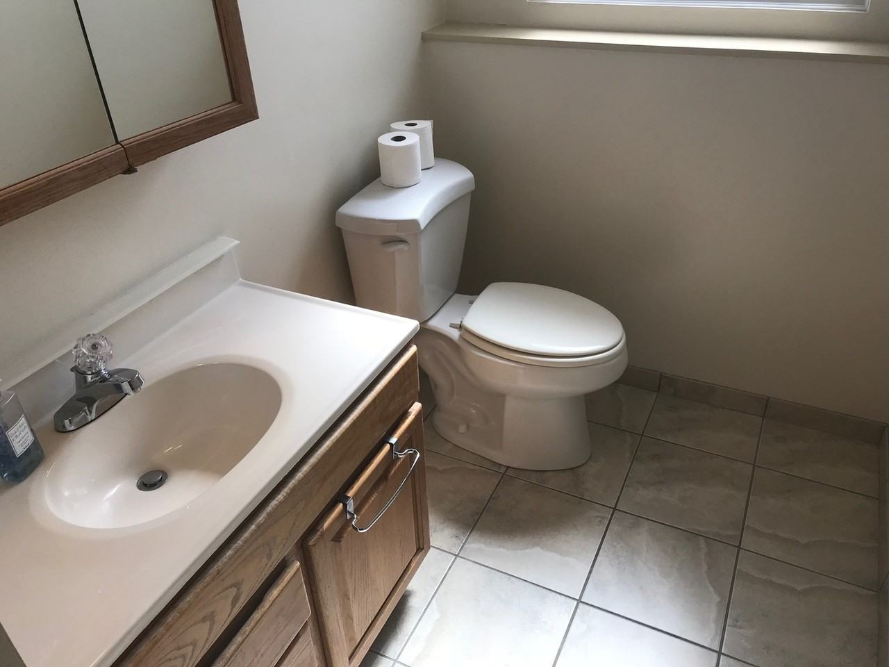 4385 S 775 W - Photo 6 of 11