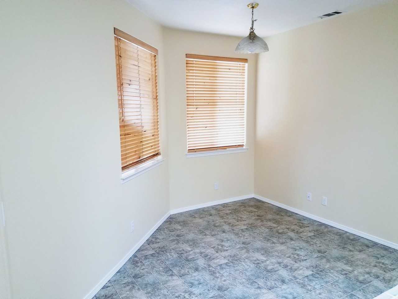 502 Morning Rise Ln - Photo 3 of 13