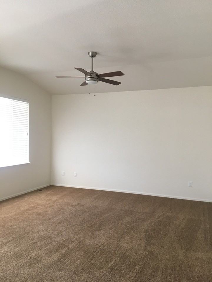 4193 Front Stretch Dr - Photo 3 of 10